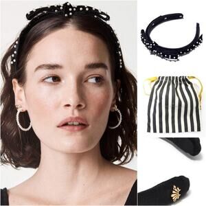 RARE Lele Sadoughi Black Velvet Pearl Ribbon Slim Headband Gold Logo